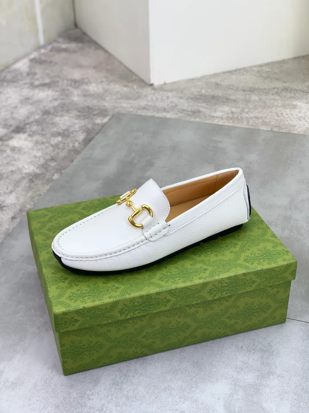 Men's men's shoes💰P360💰[New style]🆘[GUCCI] New classic beanie shoes; Hong Kong original top quality, exquisite craftsmanship, top quality💪🏼High-end boutique men's beanie shoes, British fashion style 🎈The upper is made of Italian imported calfskin🔥, comfortable and breathable, fully imported soft pigskin lining, lazy slip-on Loaf style This fabric is made of 🇮🇹🎈, which is suitable for drivers to drive, and the original non-slip and wear-resistant rubber outsole 🎈Number of codes: 38-45 Multi-color 🉑️ to choose from